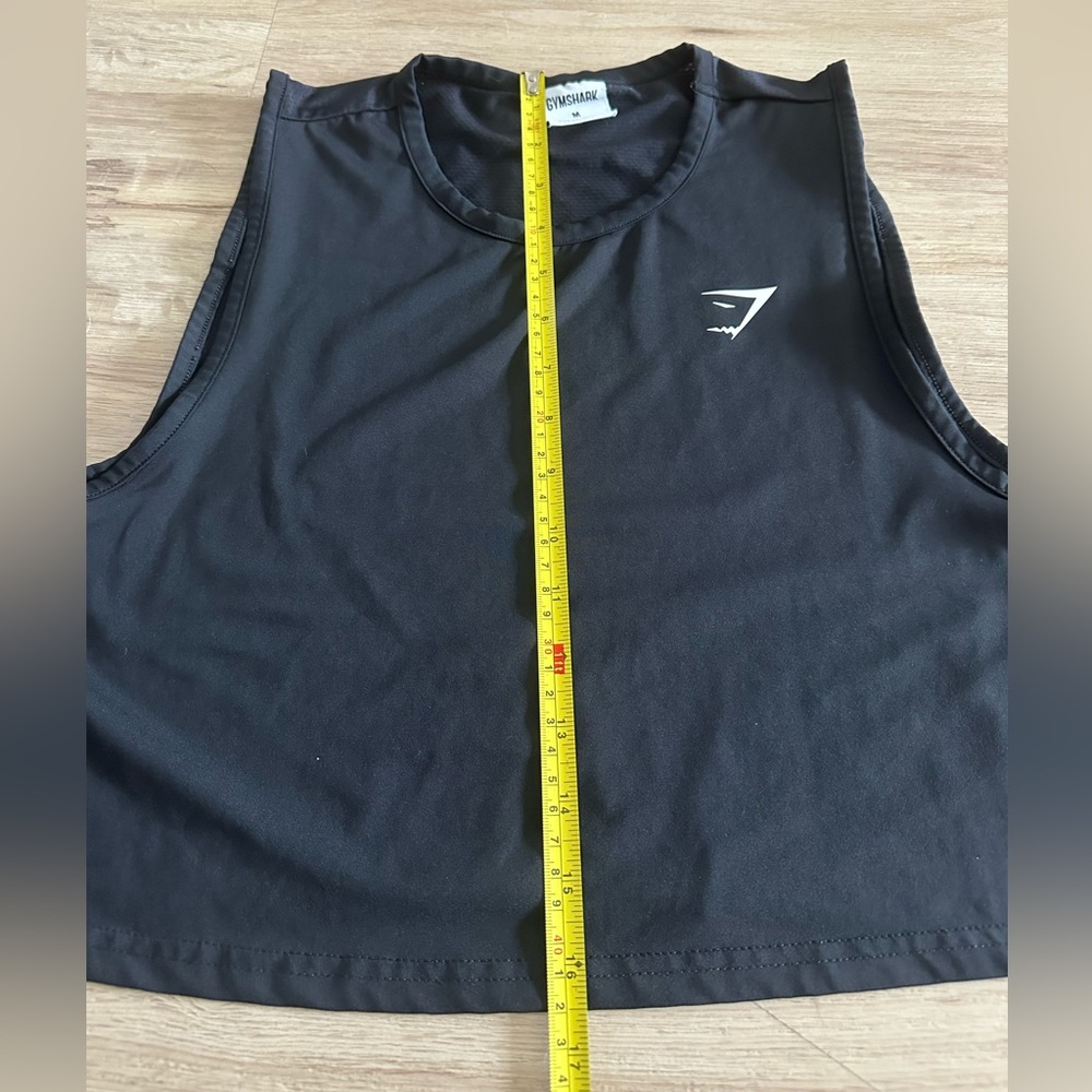 Gymshark Cropped Muscle Tank - Picture 6 of 7